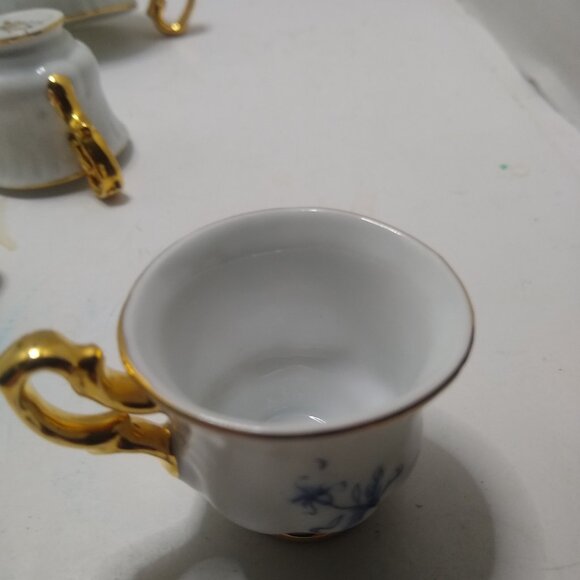 A Servre Decor Mini Tea Set 10 Piece Hand Painted Blue Gold. - Picture 5 of 14